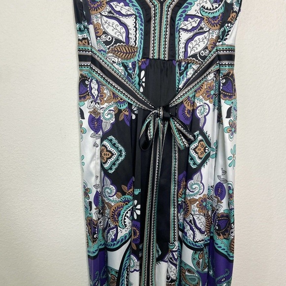 Ice Floral and Paisley V Neck Sleeveless Belted Black Dress 12 - Picture 8 of 10